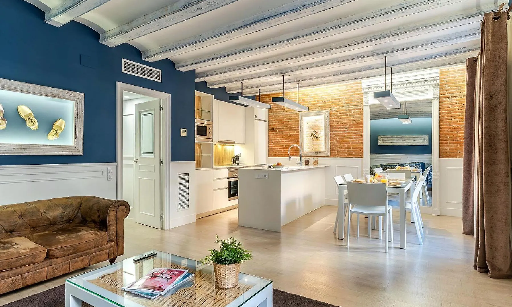 Enjoybcn Colon Apartments Barcelona