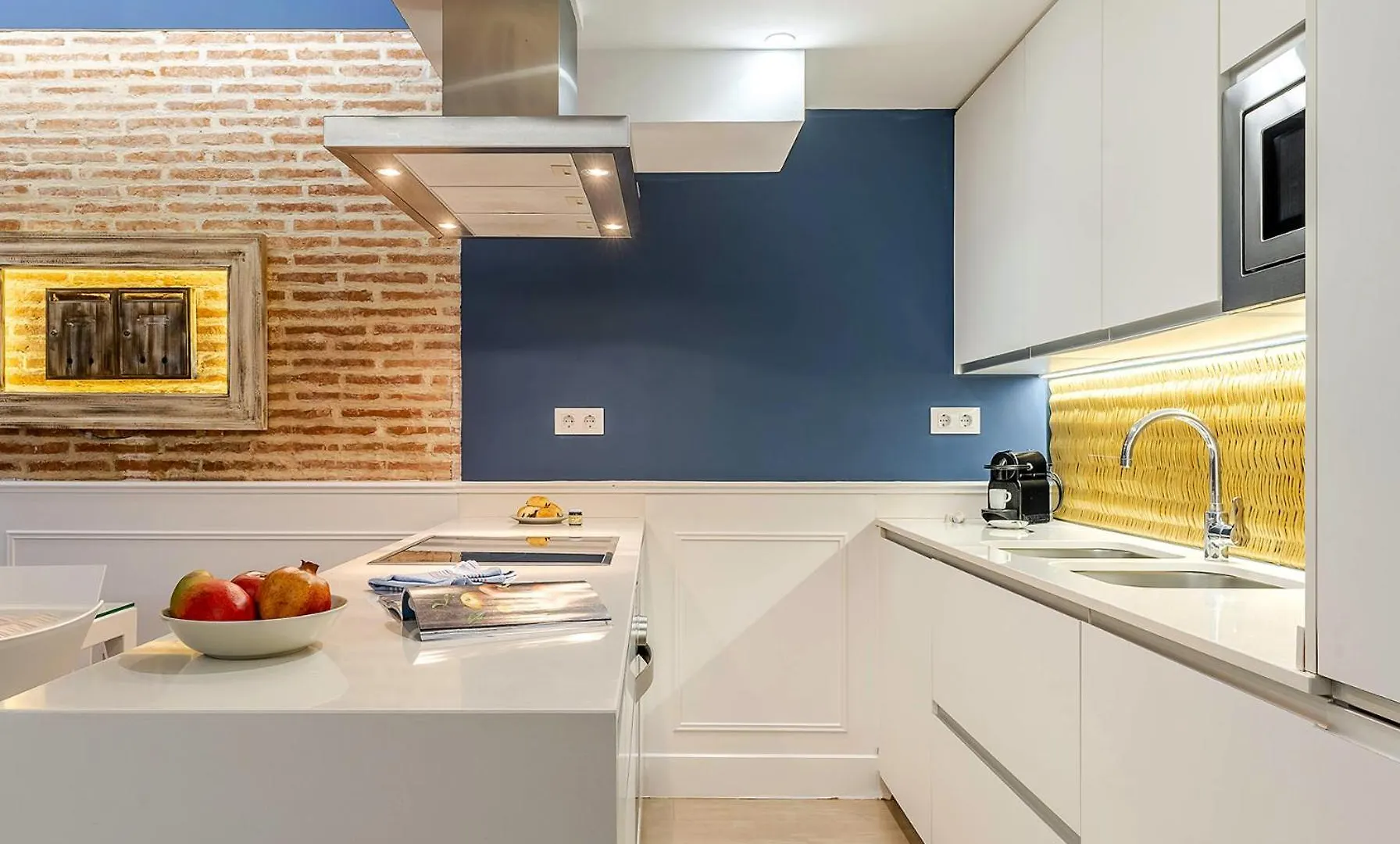 Enjoybcn Colon Apartments Barcelona